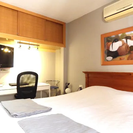 Апартаменты Two Bedroom Pool View In Castle Harbourc202