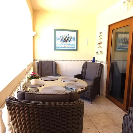 Two Bedroom Pool View In Castle Harbourc202 Лос Кристианос